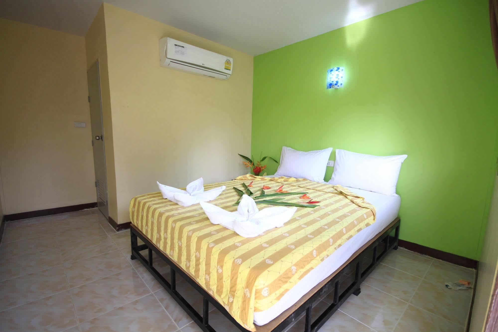 Apartmán Pongpan House Phi Phi Exteriér fotografie