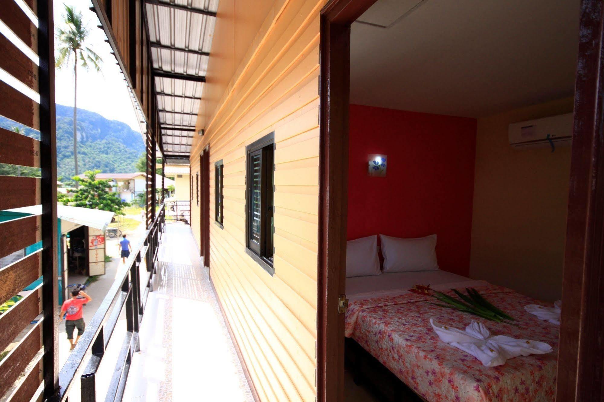 Apartmán Pongpan House Phi Phi Exteriér fotografie