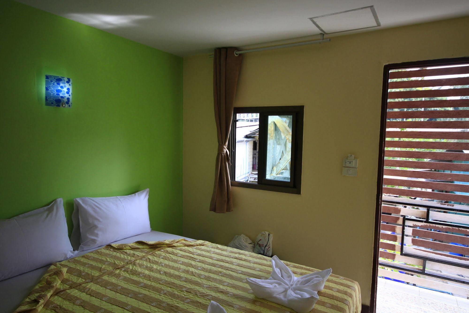 Apartmán Pongpan House Phi Phi Exteriér fotografie
